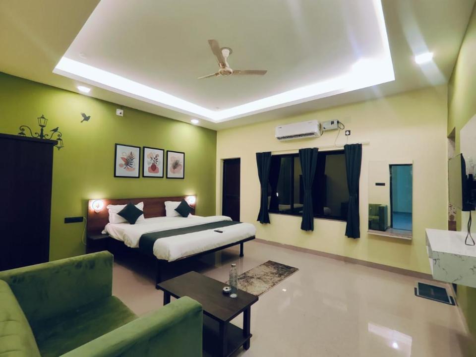 Emerald Euphoria The Luxury Stay Near Infocity Best Seller Bhubaneswar Eksteriør bilde