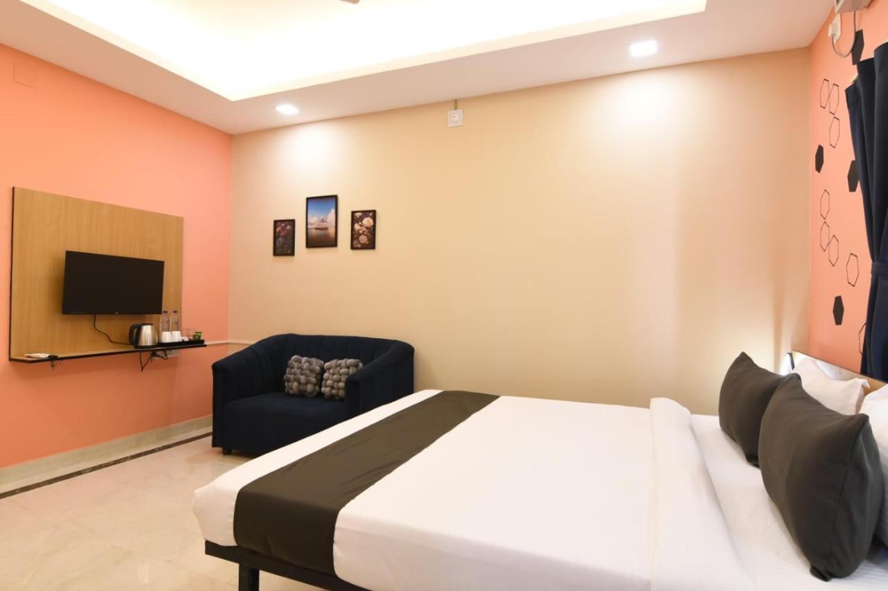 Emerald Euphoria The Luxury Stay Near Infocity Best Seller Bhubaneswar Eksteriør bilde