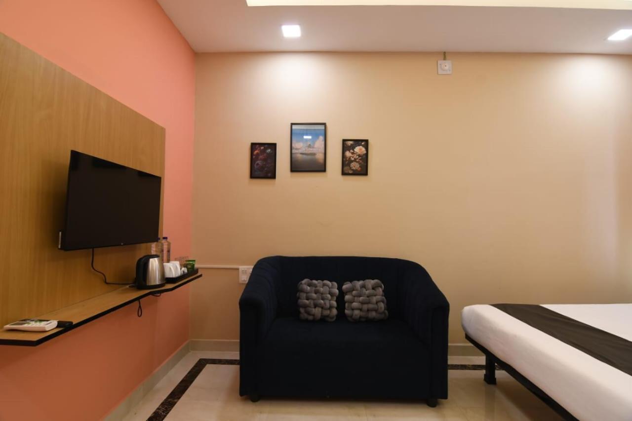 Emerald Euphoria The Luxury Stay Near Infocity Best Seller Bhubaneswar Eksteriør bilde